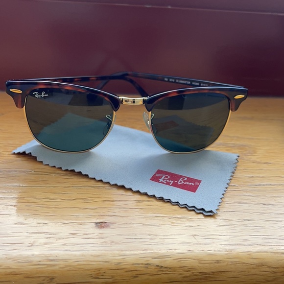 RayBan - Picture 4 of 9